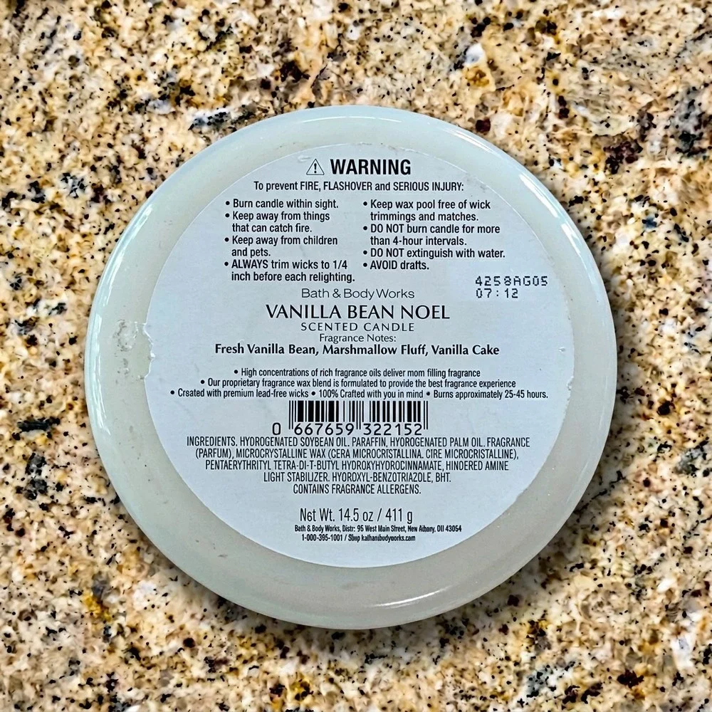 Bath & Body Works Vanilla Bean Noel 3-Wick Candle, Soy Wax Blend, 14.5 oz Unused - Picture 9 of 9